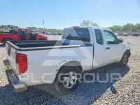 2011 Nissan FRONTIER фото