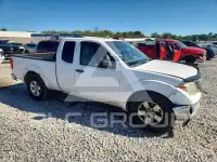 2011 Nissan FRONTIER фото