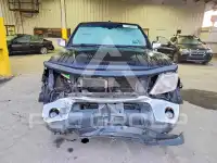2011 Nissan FRONTIER photo