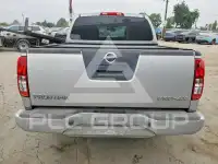 2011 Nissan FRONTIER фото