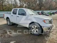 2011 Nissan FRONTIER фото