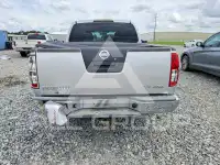 2011 Nissan FRONTIER фото