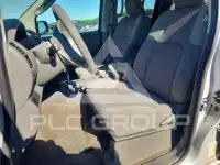 2011 Nissan FRONTIER фото