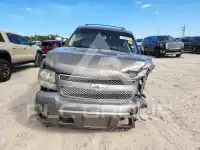 2011 Chevrolet Suburan photo