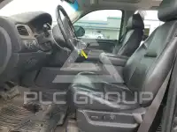 2011 Chevrolet Suburan photo