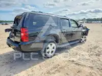 2011 Chevrolet Suburan photo