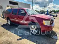 2011 Chevrolet Suburan photo