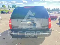2011 Chevrolet Suburan photo