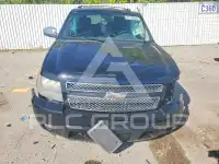 2011 Chevrolet Suburan photo