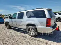 2011 Chevrolet Suburan photo