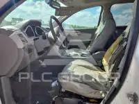 2011 Chevrolet TRAVERSE photo