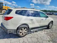 2011 Chevrolet TRAVERSE photo