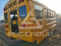 2011 Chevrolet Express photo