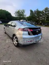 2011 Chevrolet Volt photo