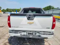 2011 Chevrolet Avalanche фото