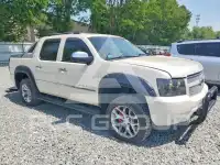 2011 Chevrolet Avalanche photo