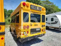2011 Chevrolet Express photo