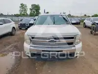 2011 Chevrolet Silverado photo