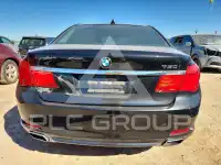 2011 BMW 750 фото