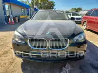 2011 BMW 750 фото