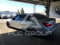 2011 BMW 750 фото