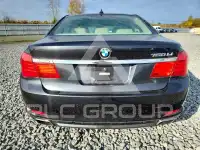 2011 BMW 750 фото