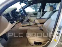 2011 BMW 750 фото