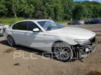 2011 BMW 750 photo