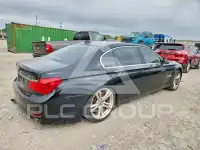 2011 BMW 750 фото
