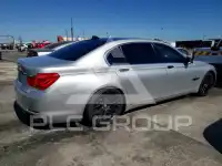 2011 BMW 750 фото
