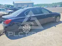 2011 BMW 750 фото