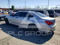 2011 BMW 750 фото