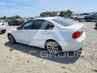 2011 BMW 328 photo
