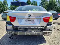 2011 BMW 328 фото