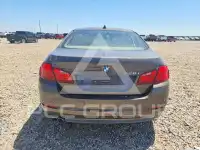 2011 BMW 528 photo