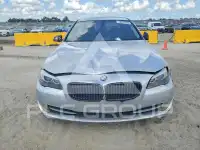 2011 BMW 528 photo