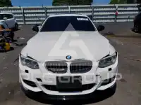 2011 BMW 335 photo