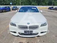 2011 BMW 550 фото