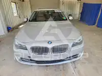 2011 BMW 550 фото