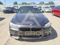 2011 BMW 550 photo