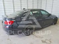 2011 BMW 550 фото