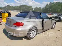 2011 BMW 128 photo