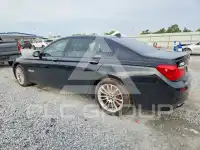 2011 BMW 750 фото