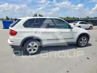 2011 BMW X5 фото