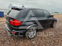 2011 BMW X5 фото
