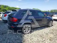 2011 BMW X5 фото