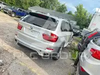 2011 BMW X5 фото