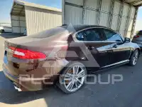 2011 Jaguar XF фото