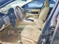 2011 Jaguar XF фото