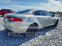 2011 Jaguar XF фото